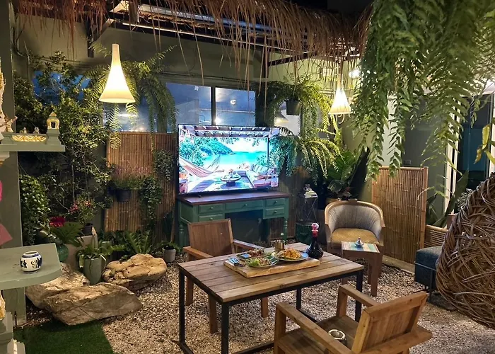 The Oasis On 8 Pool Table & Ktv